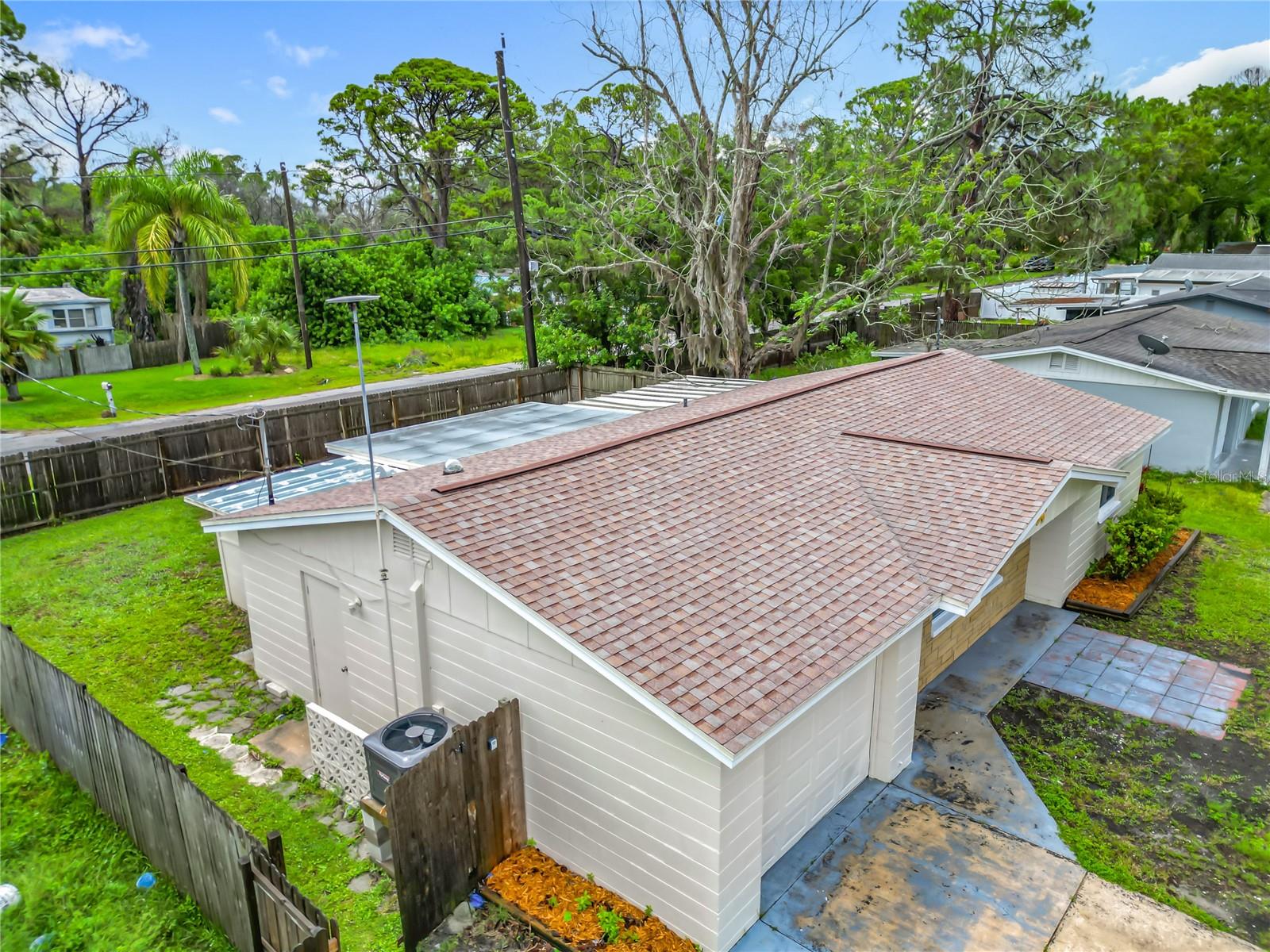 Listing photo id 37 for 6632 Sierra Terrace