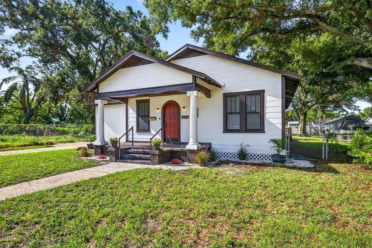 Image 2 of 47 For 1217 29th Avenue