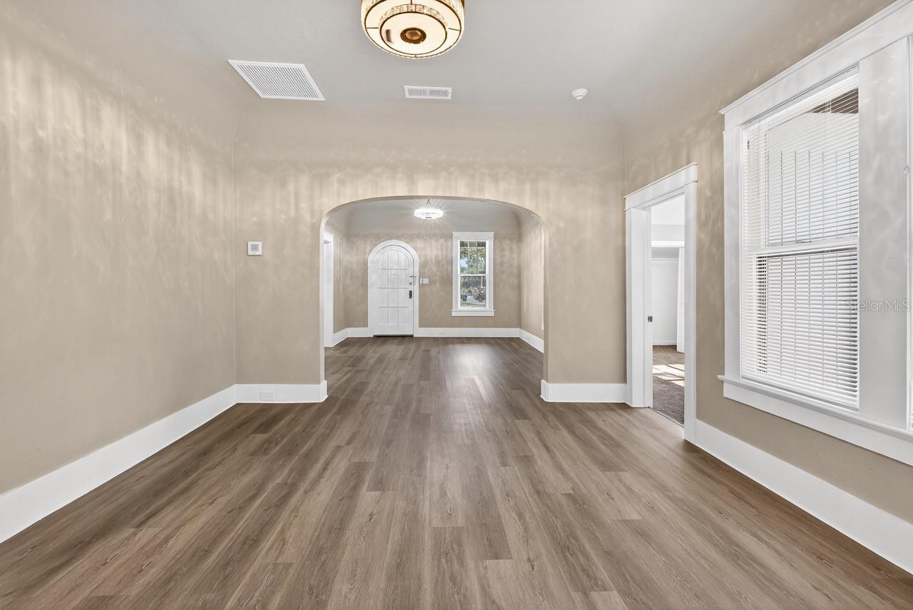 Image 21 of 47 For 1217 29th Avenue