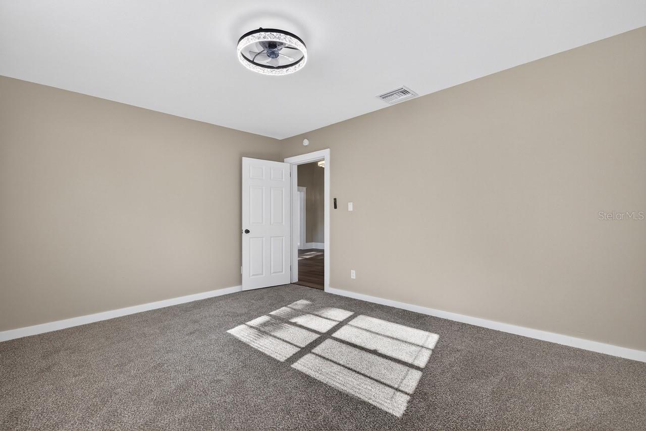 Image 23 of 47 For 1217 29th Avenue