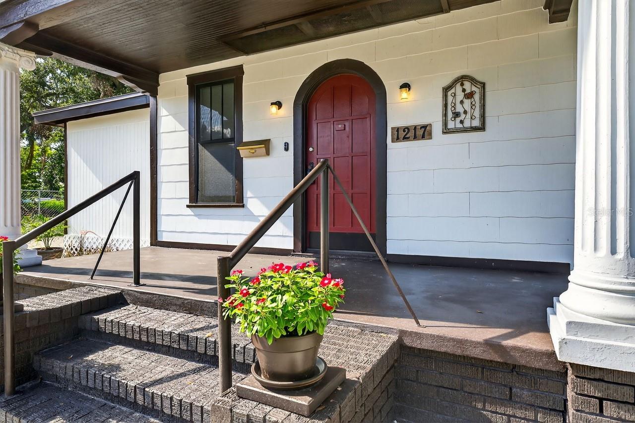 Image 3 of 47 For 1217 29th Avenue