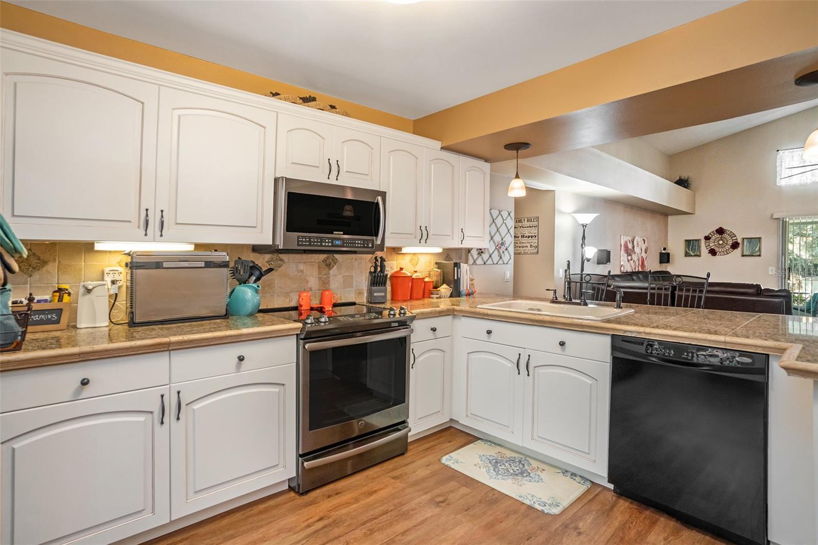 Image 11 of 31 For 1304 Gangplank Drive