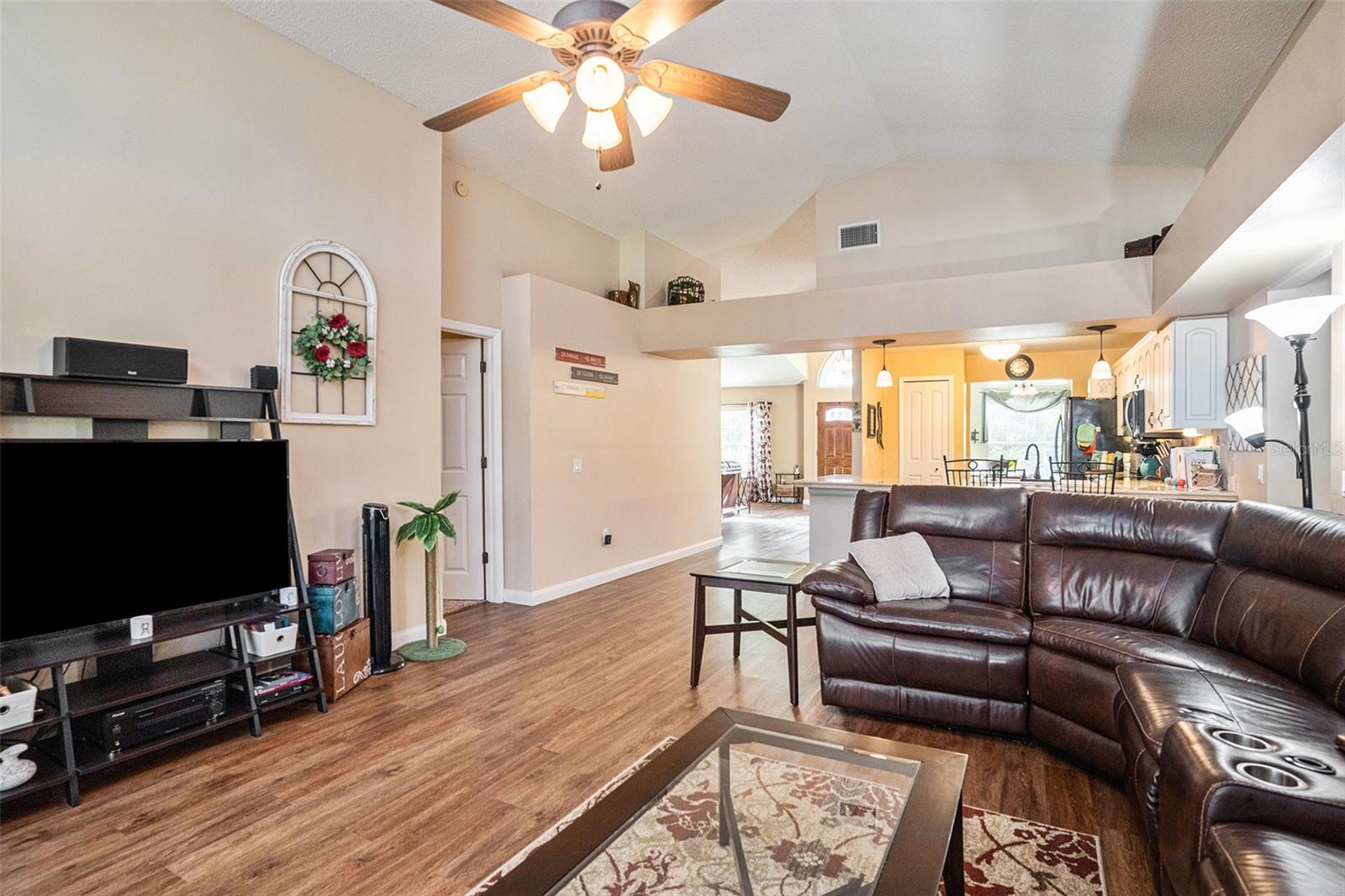 Image 5 of 31 For 1304 Gangplank Drive