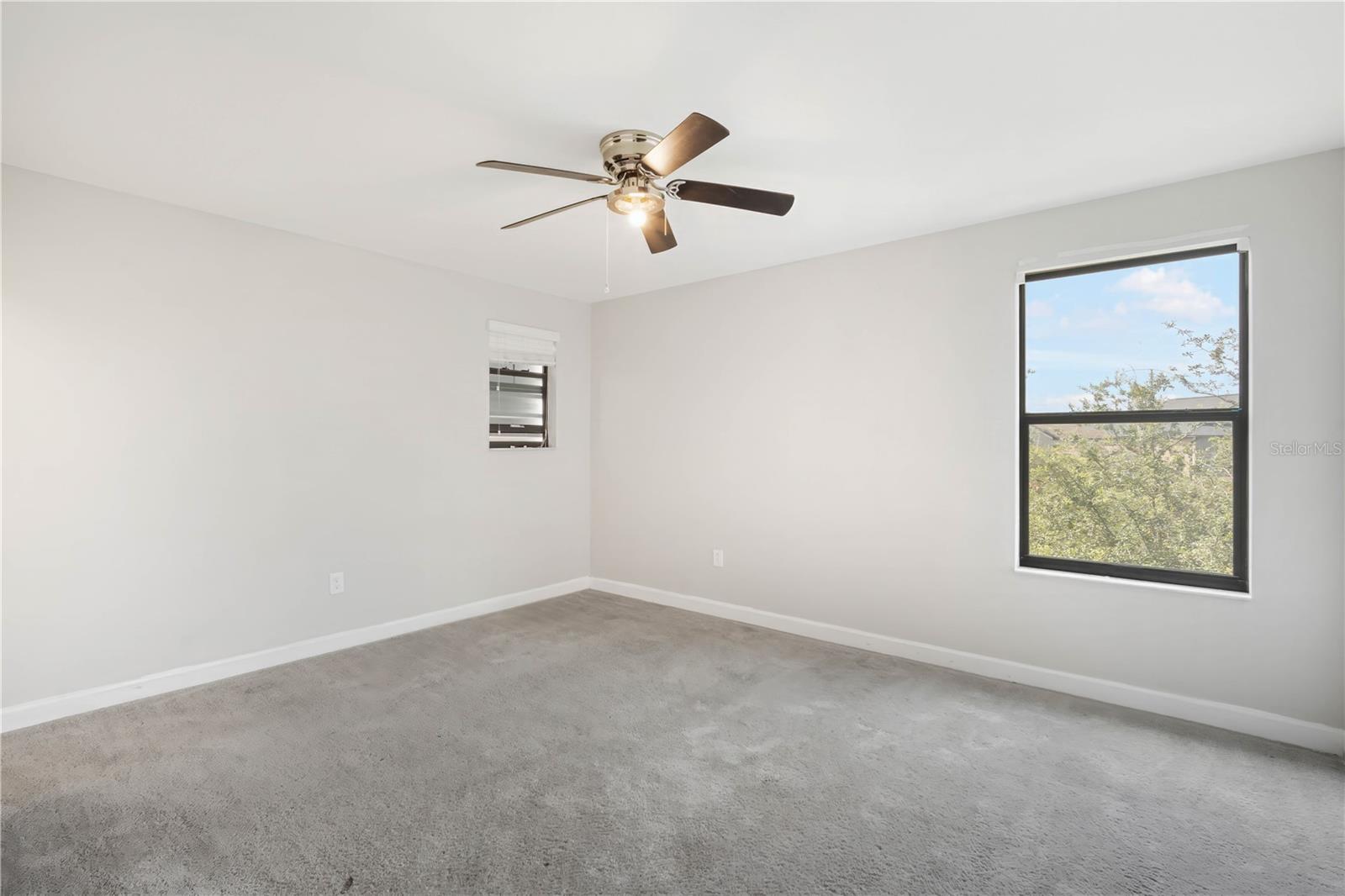 Image 12 of 28 For 13923 Roseate Tern Lane