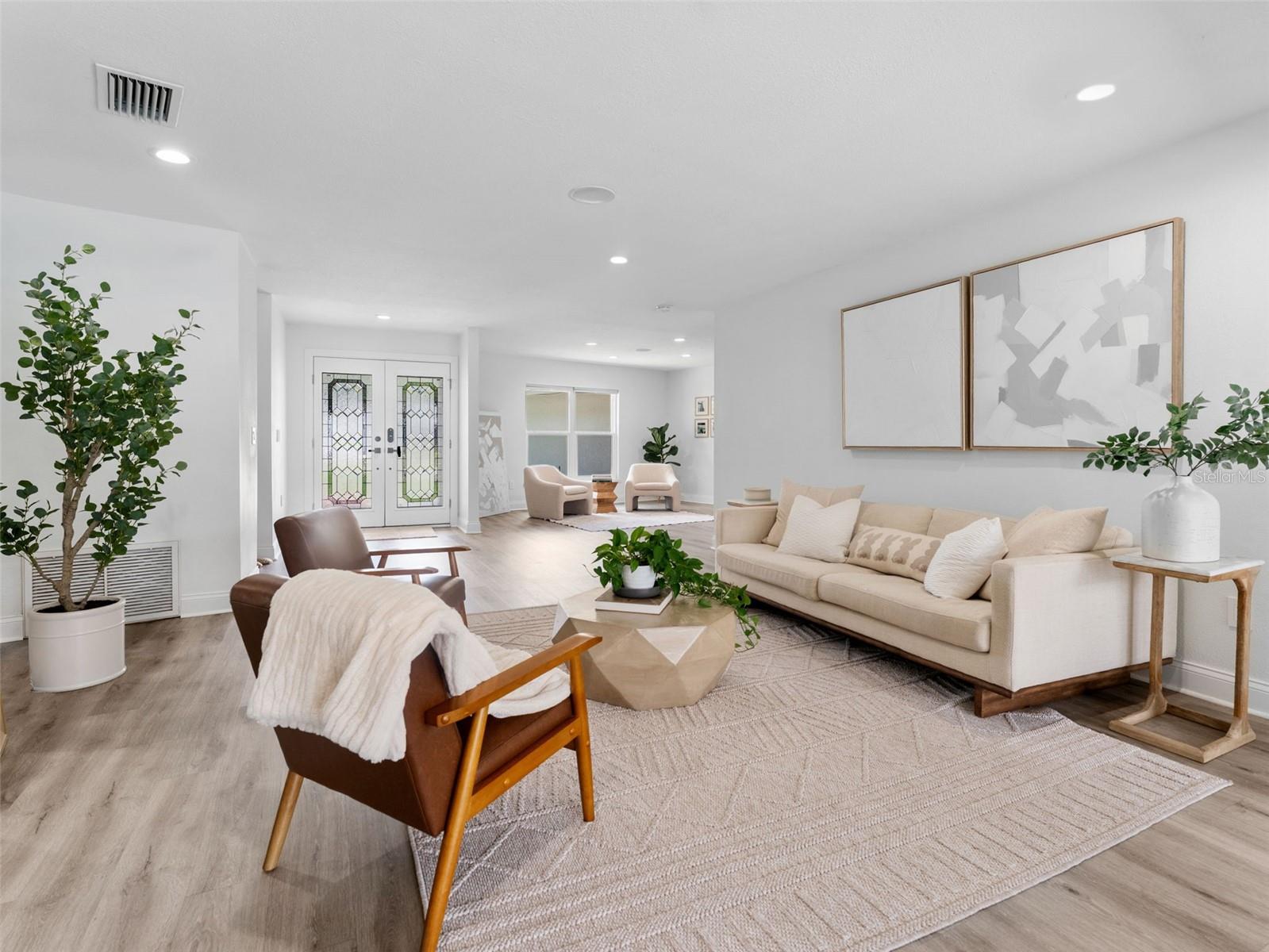 Image 11 of 74 For 13710 Westshire Drive