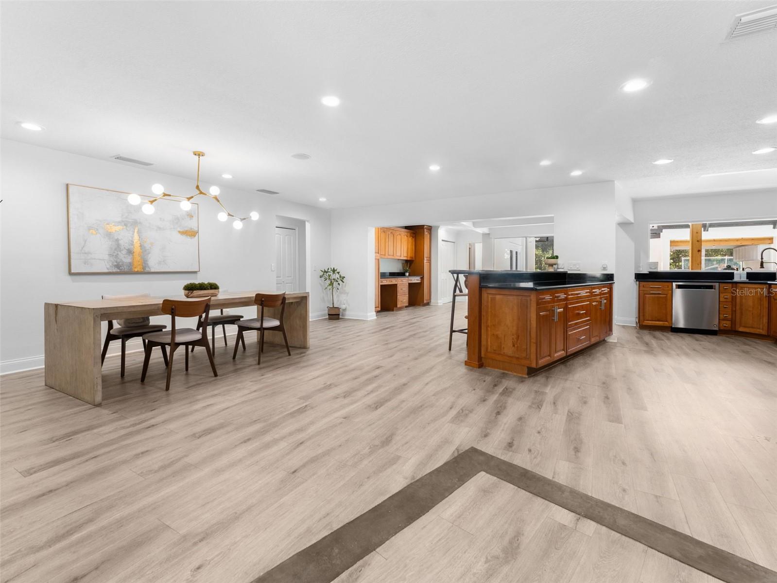 Image 12 of 74 For 13710 Westshire Drive