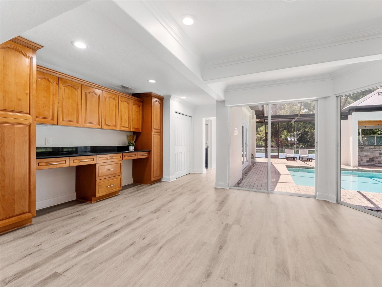 Image 18 of 74 For 13710 Westshire Drive