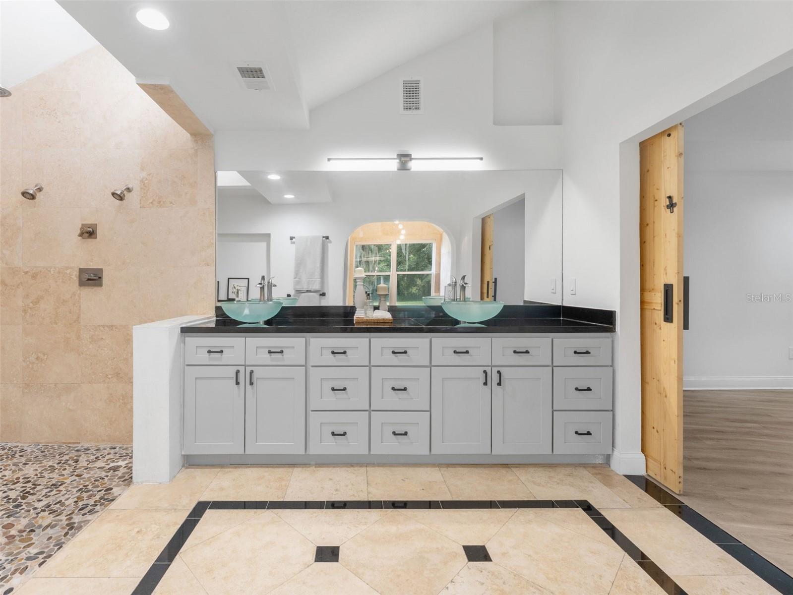 Image 31 of 74 For 13710 Westshire Drive