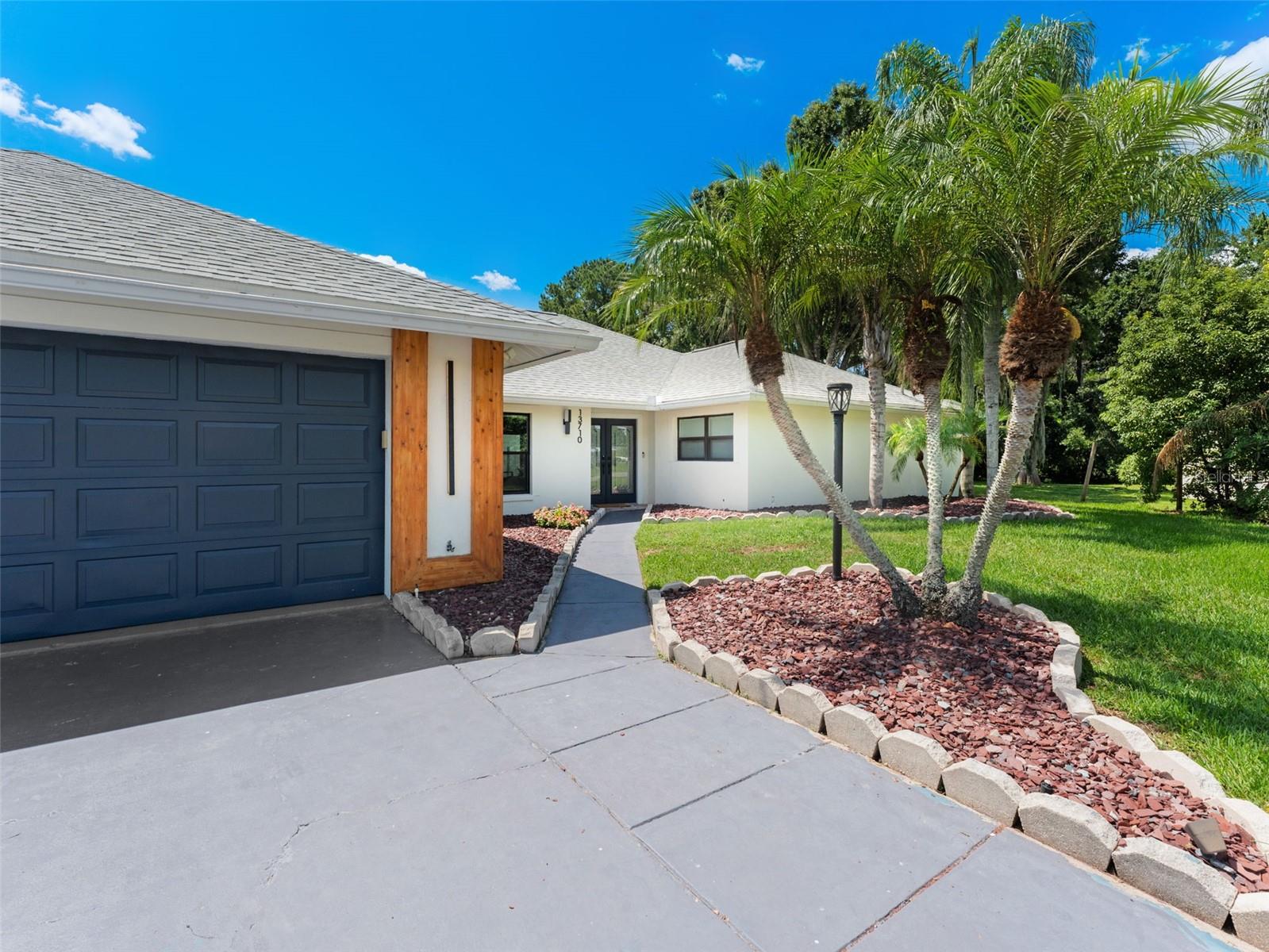 Image 4 of 74 For 13710 Westshire Drive