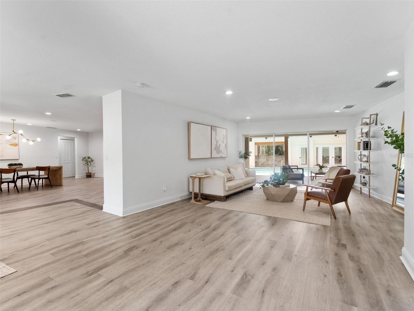 Image 8 of 74 For 13710 Westshire Drive