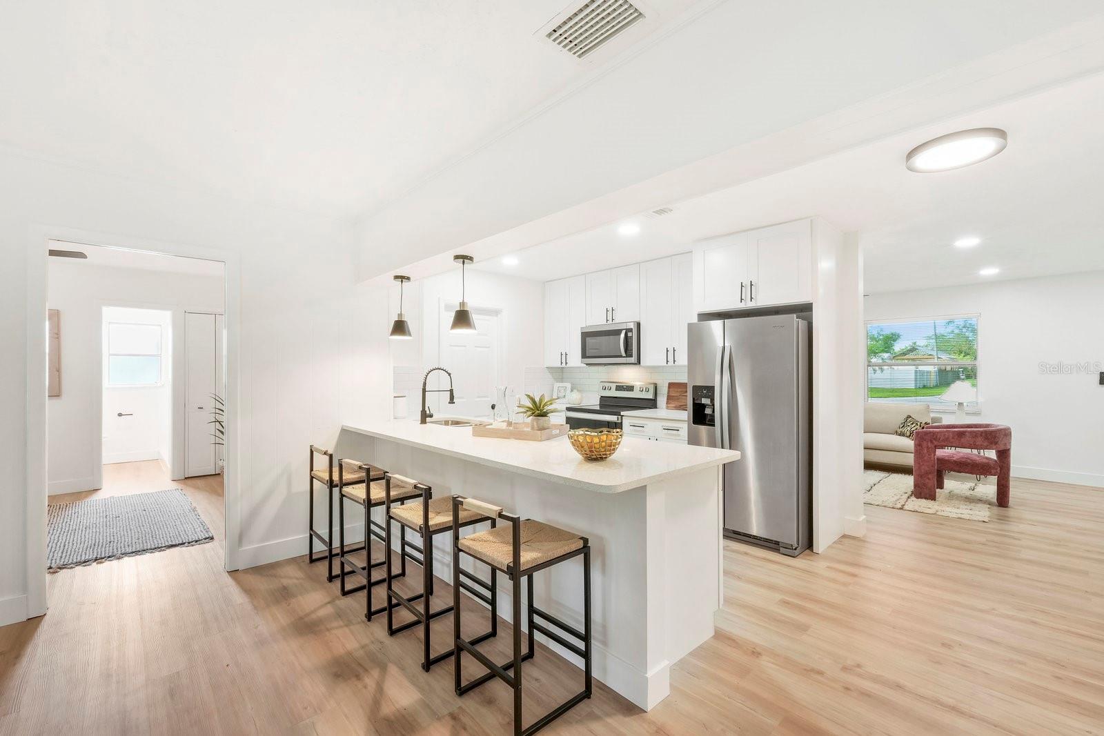 Image 2 of 34 For 11779 82nd Terrace