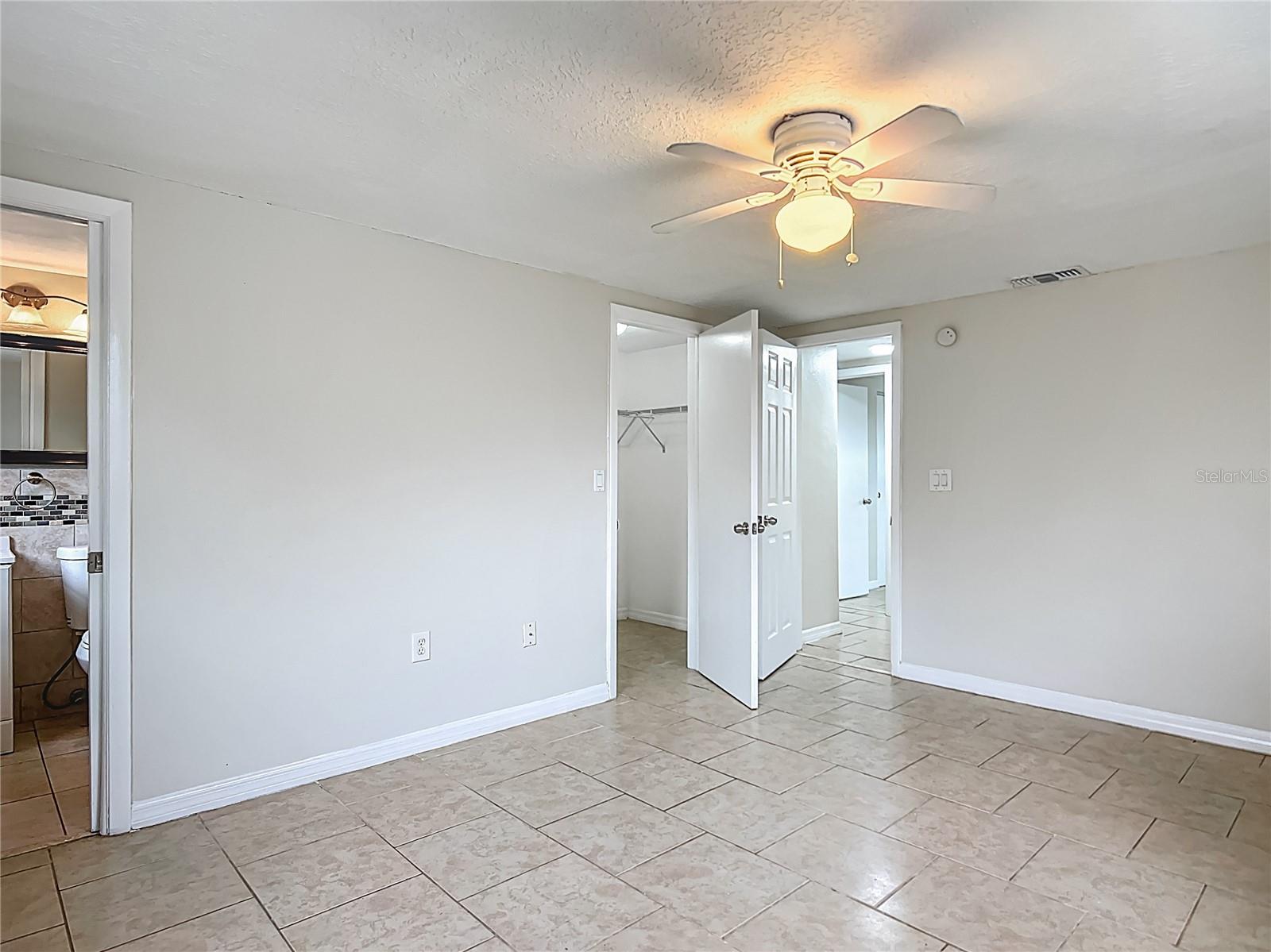 Image 25 of 40 For 7125 Sandalwood Drive