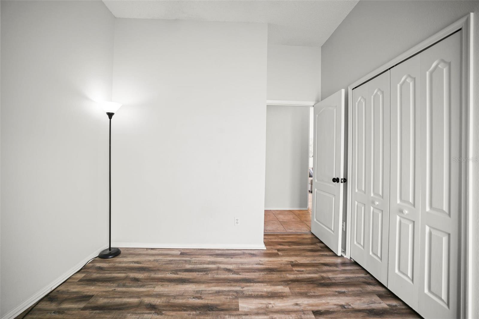 Image 18 of 45 For 4948 Ridgemoor Circle