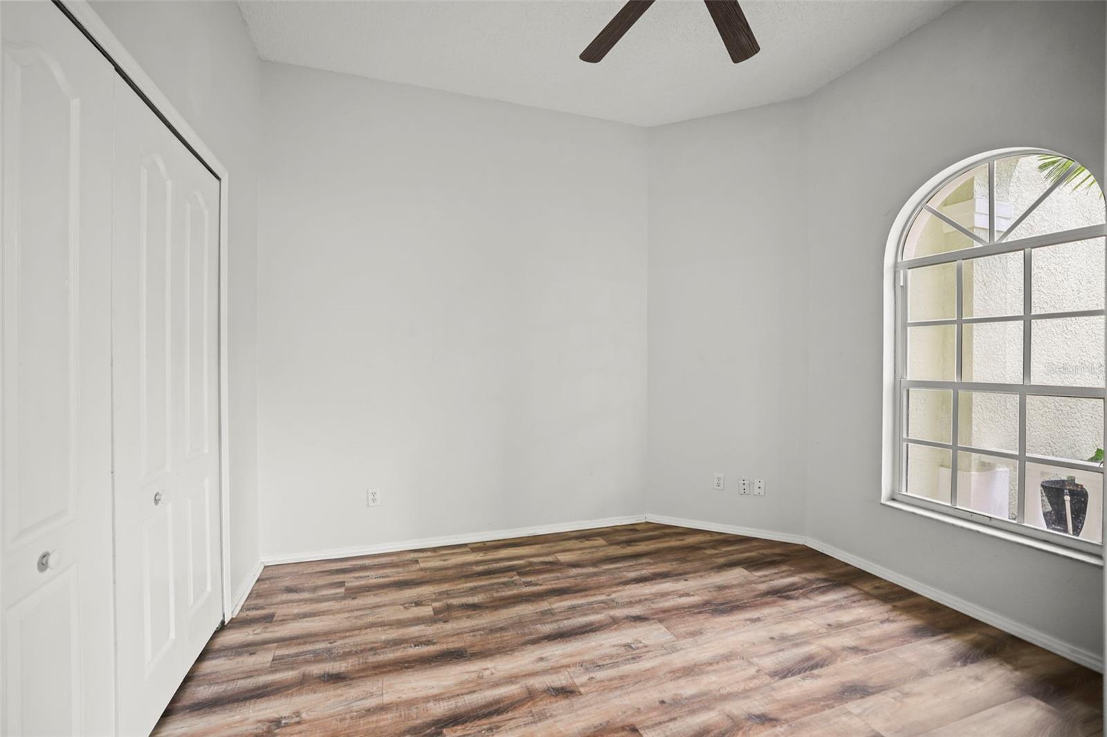 Image 21 of 45 For 4948 Ridgemoor Circle