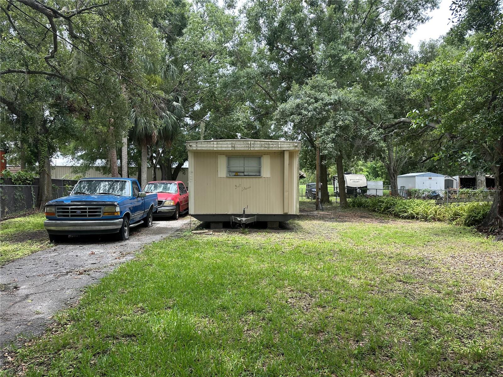 Listing Details for 6125 Cliff Avenue, GIBSONTON, FL 33534