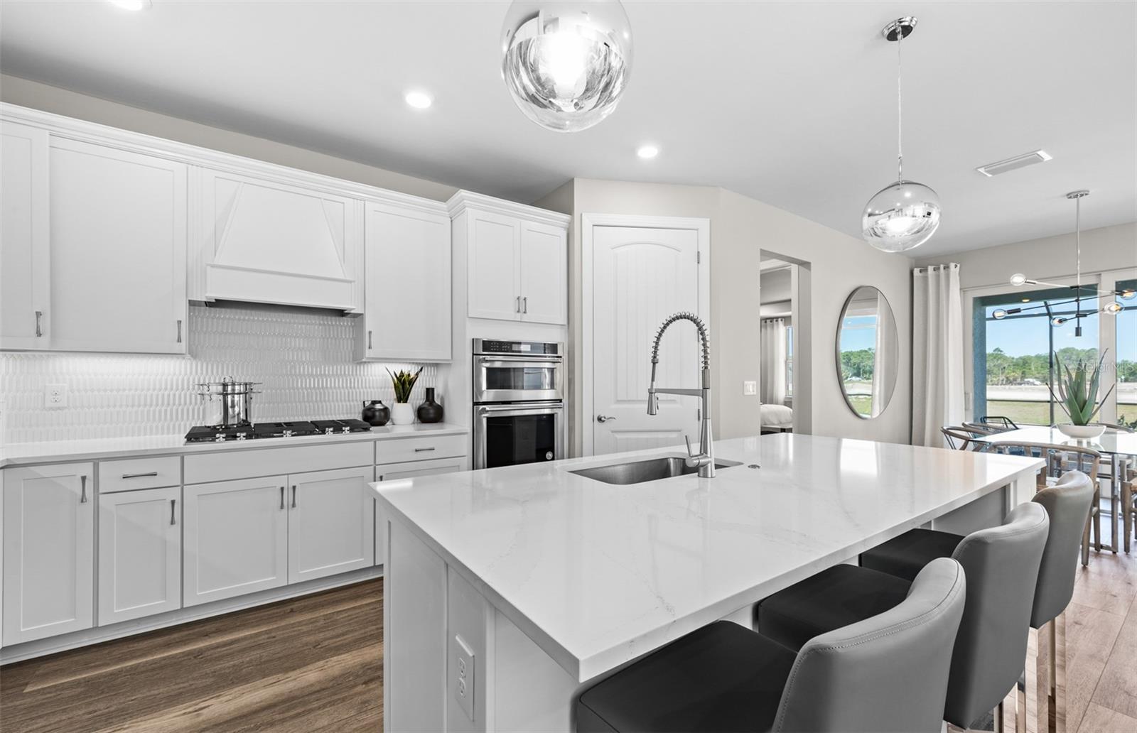 Image 8 of 42 For 27124 Capri Shores Circle