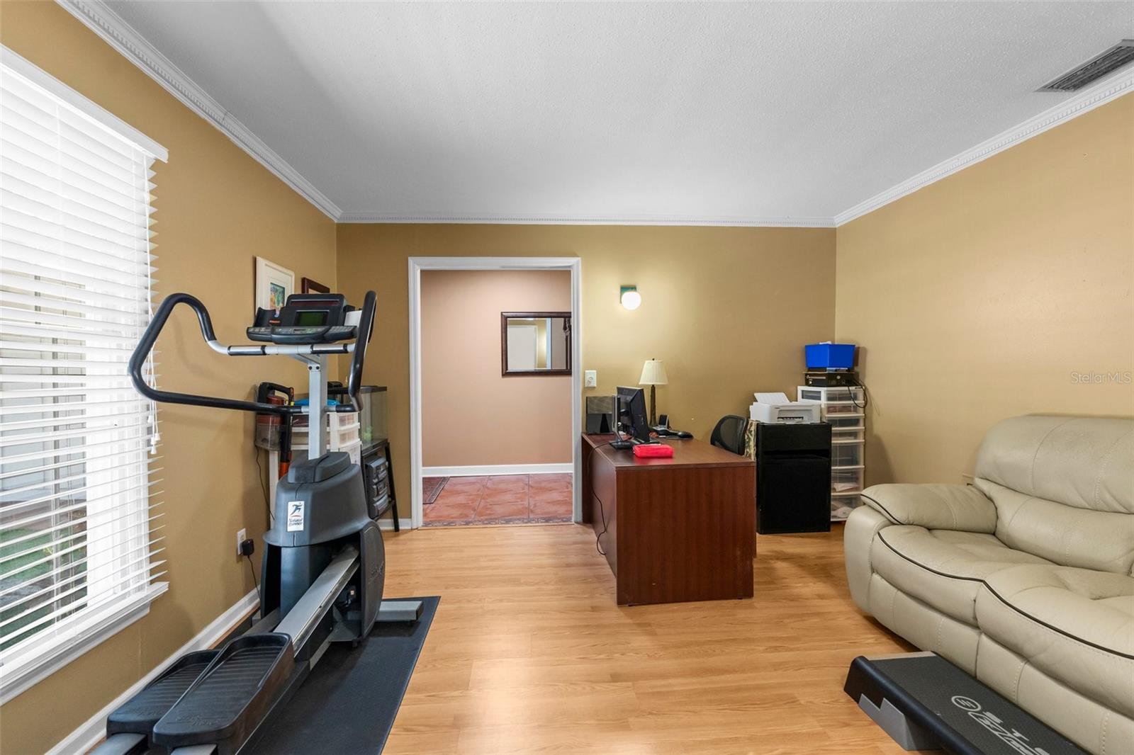 Image 15 of 40 For 23327 Christian Circle