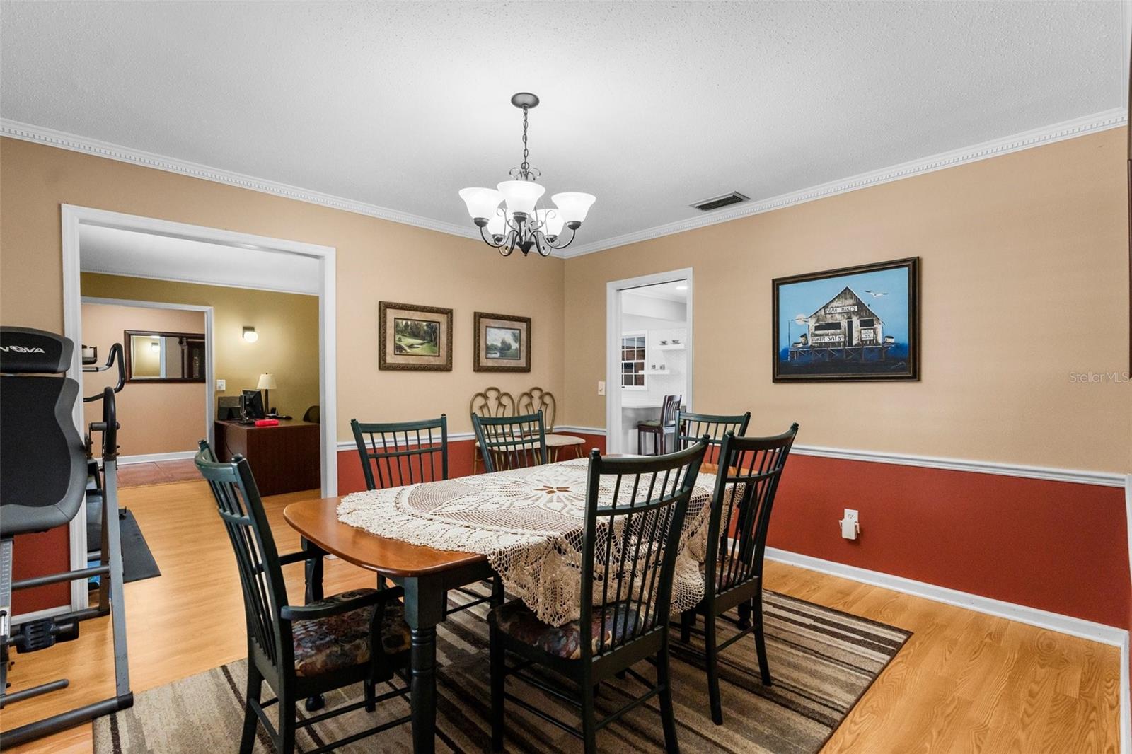 Image 17 of 40 For 23327 Christian Circle