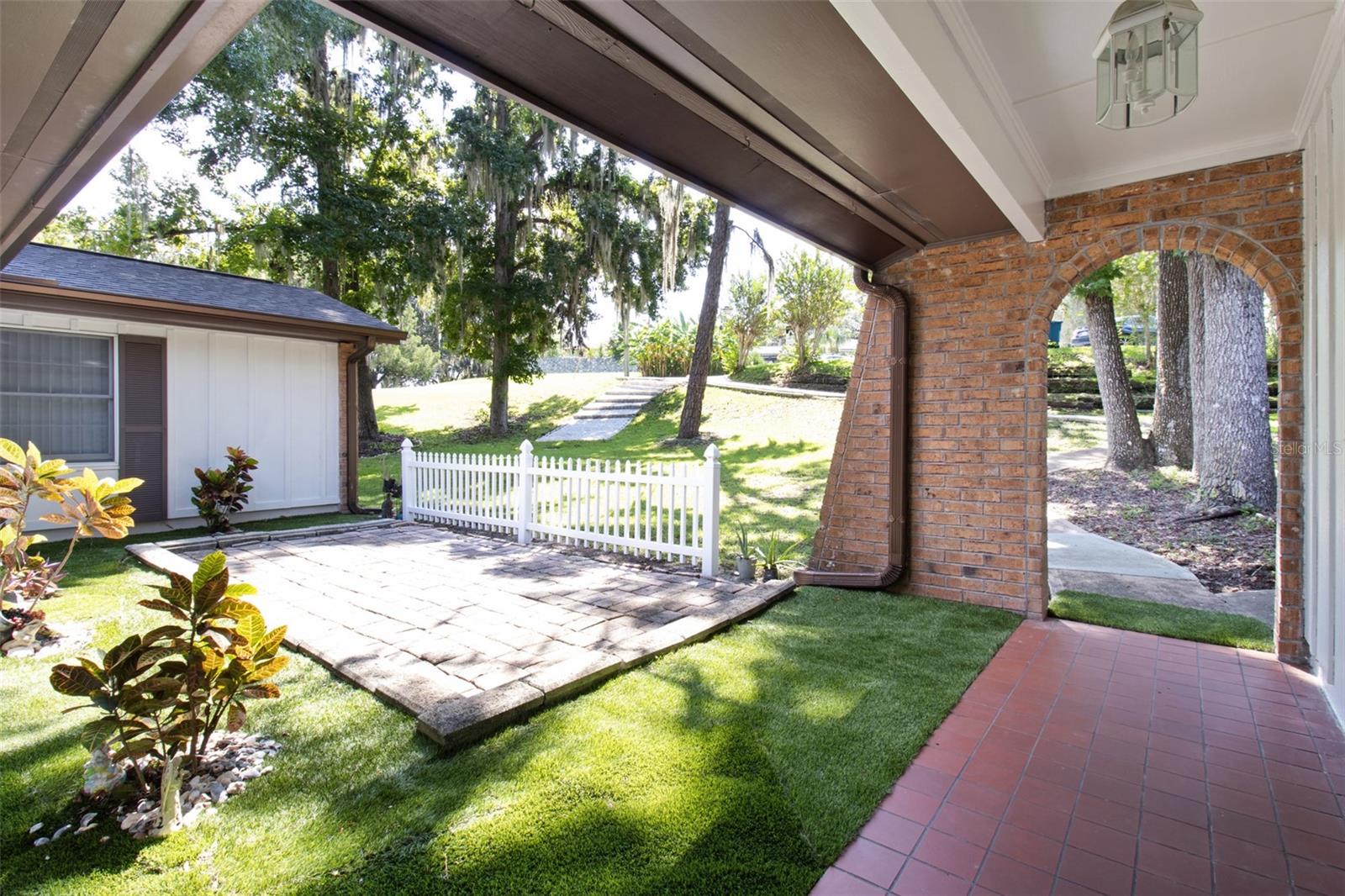 Image 41 of 54 For 23327 Christian Circle