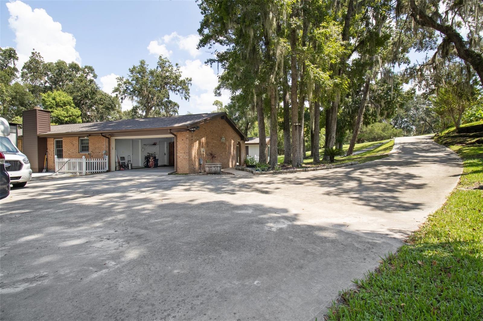 Image 42 of 54 For 23327 Christian Circle