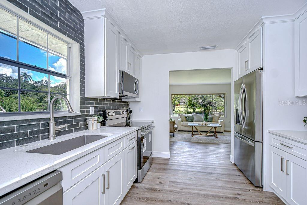 Image 5 of 18 For 8001 Highland Avenue