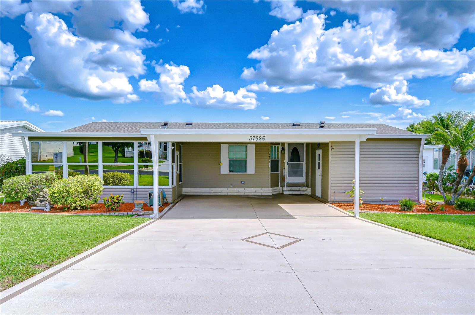Details for 37526 New Horizons Boulevard, ZEPHYRHILLS, FL 33541
