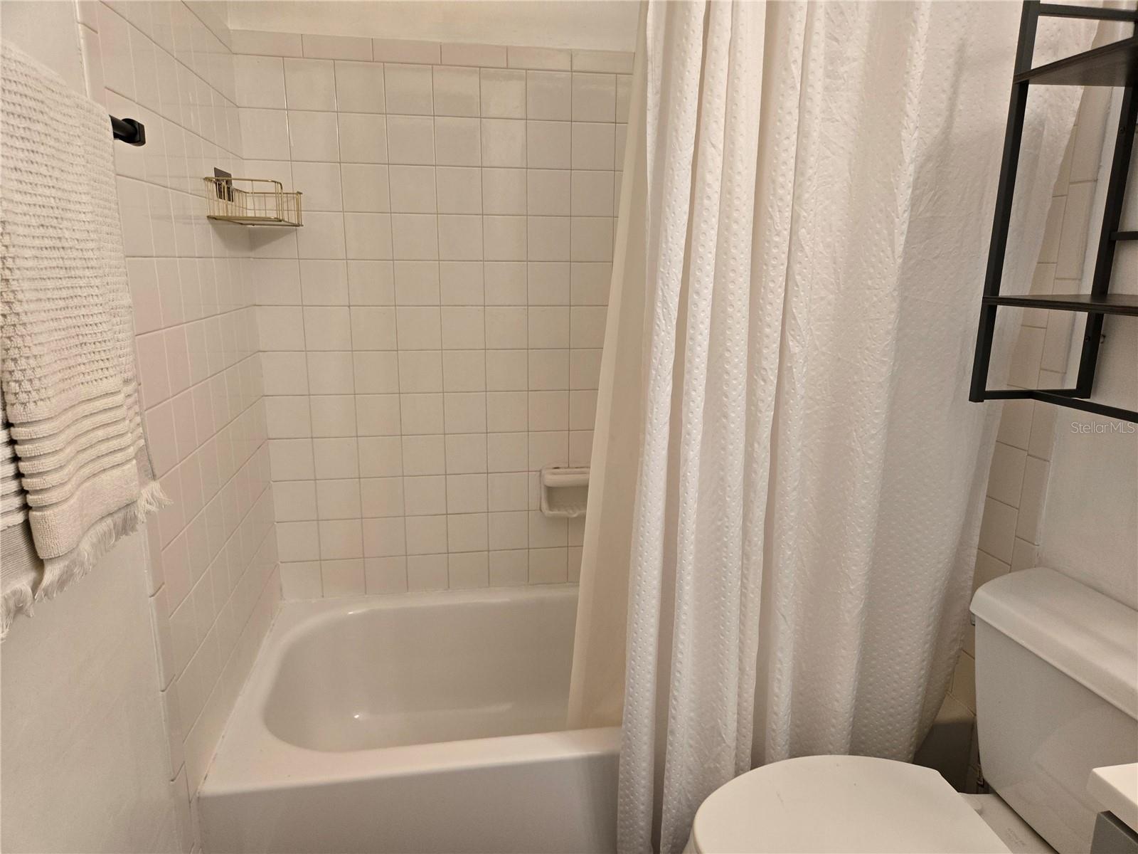 Image 22 of 29 For 5925 Terrace Park Drive N 210
