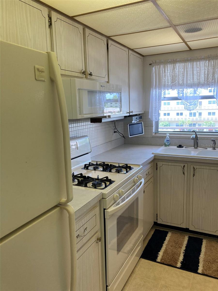 Image 12 of 61 For 5623 80th Street N 314