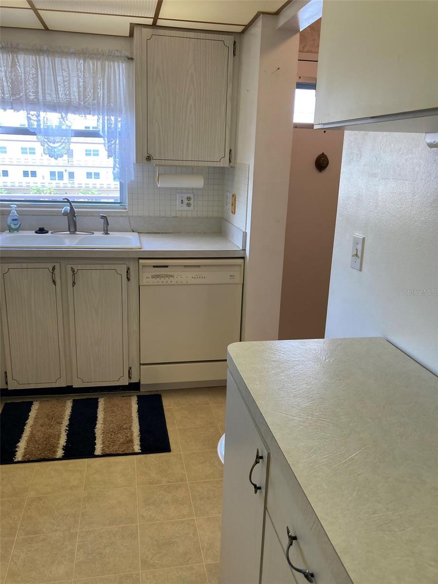 Image 13 of 61 For 5623 80th Street N 314