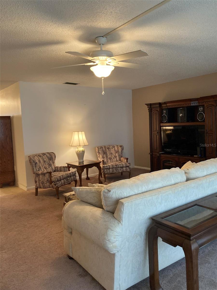 Image 27 of 61 For 5623 80th Street N 314