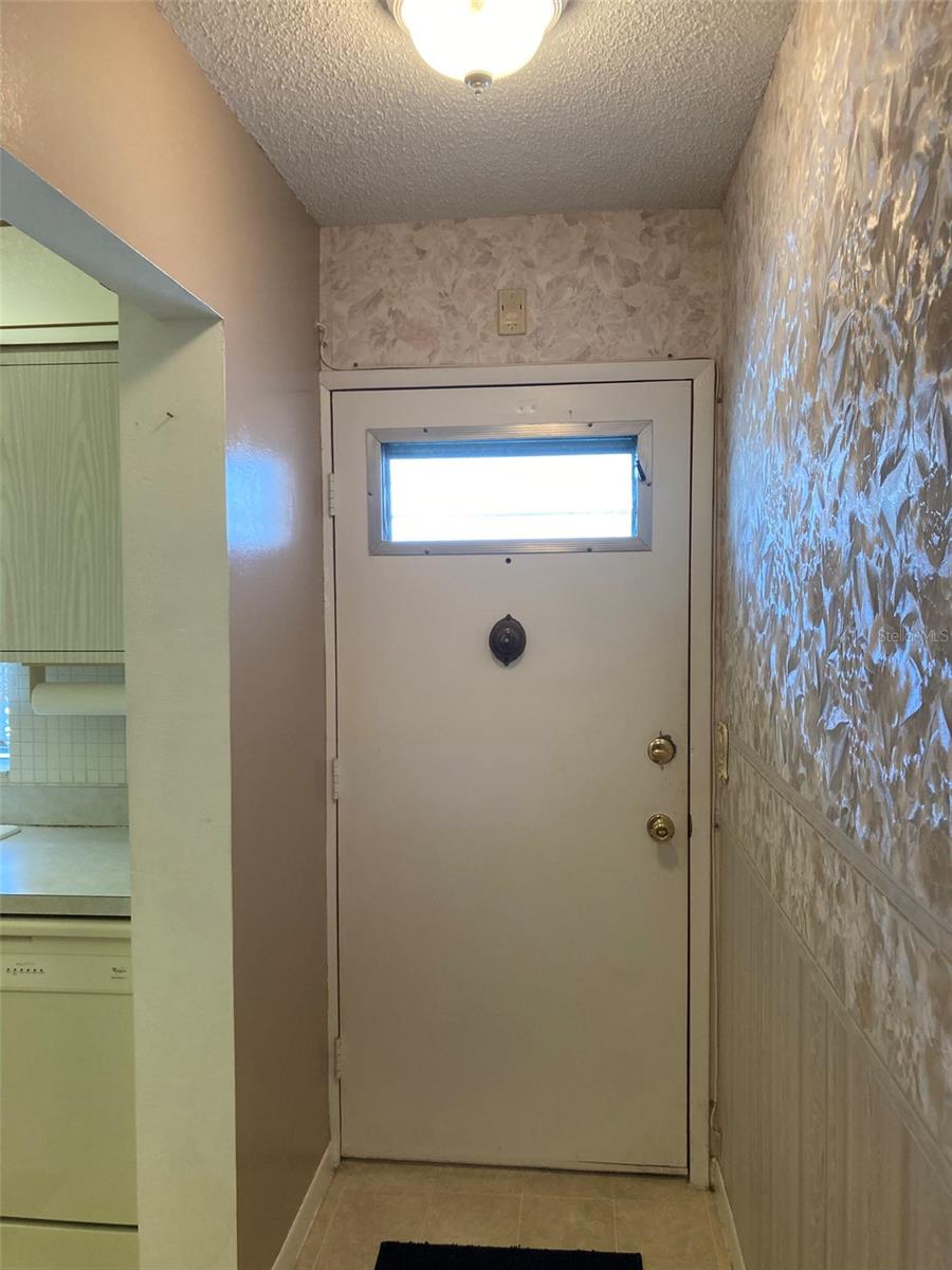 Image 3 of 61 For 5623 80th Street N 314