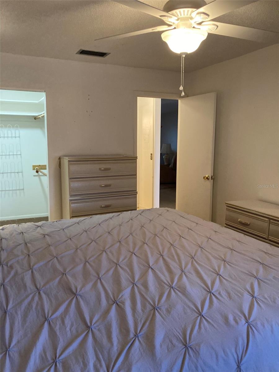 Image 39 of 61 For 5623 80th Street N 314