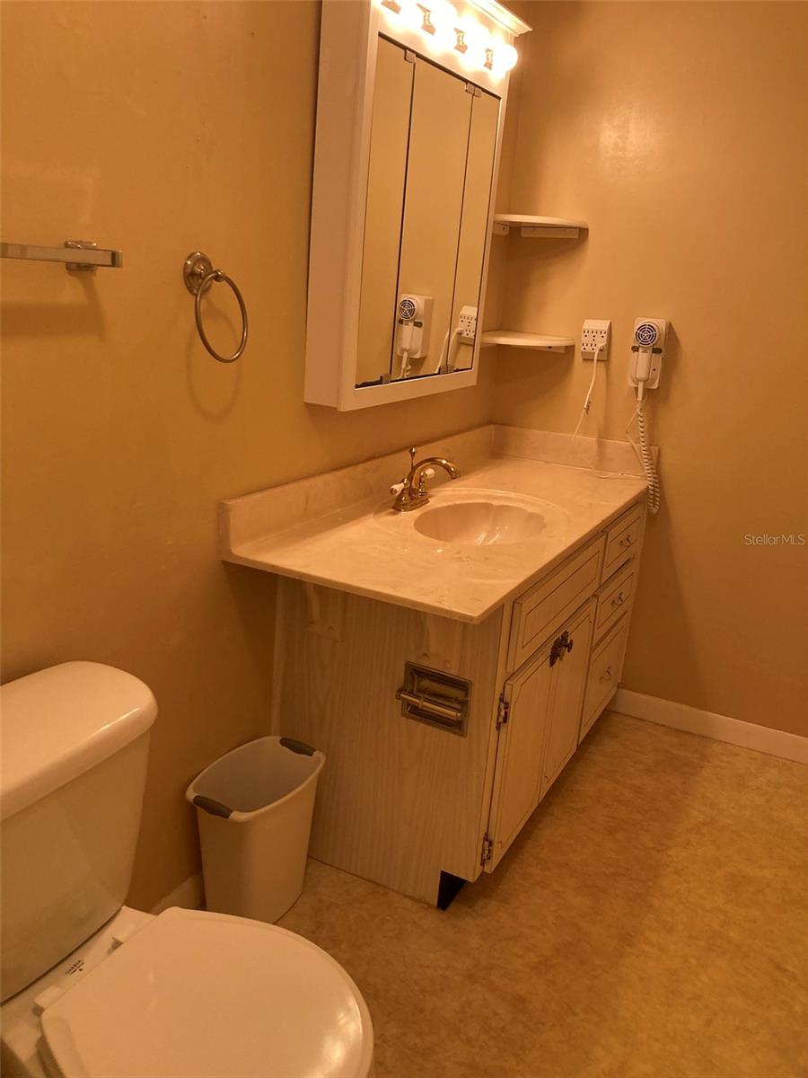 Image 43 of 61 For 5623 80th Street N 314