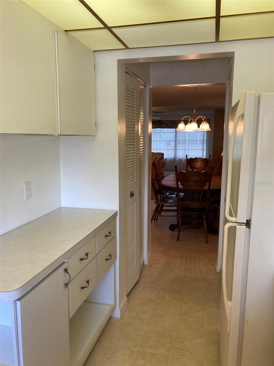 Image 9 of 61 For 5623 80th Street N 314
