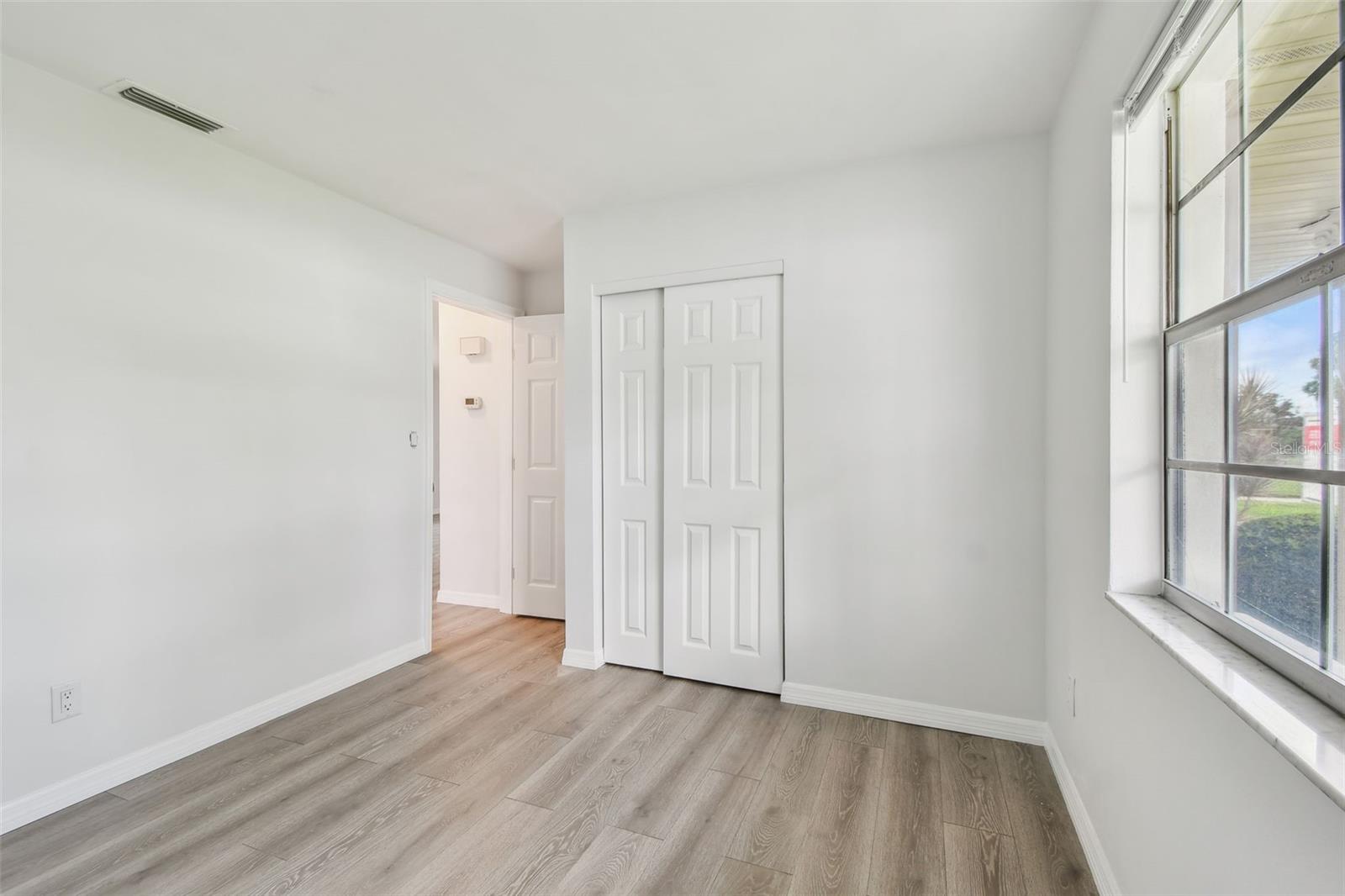 Image 17 of 35 For 7961 2nd Way N
