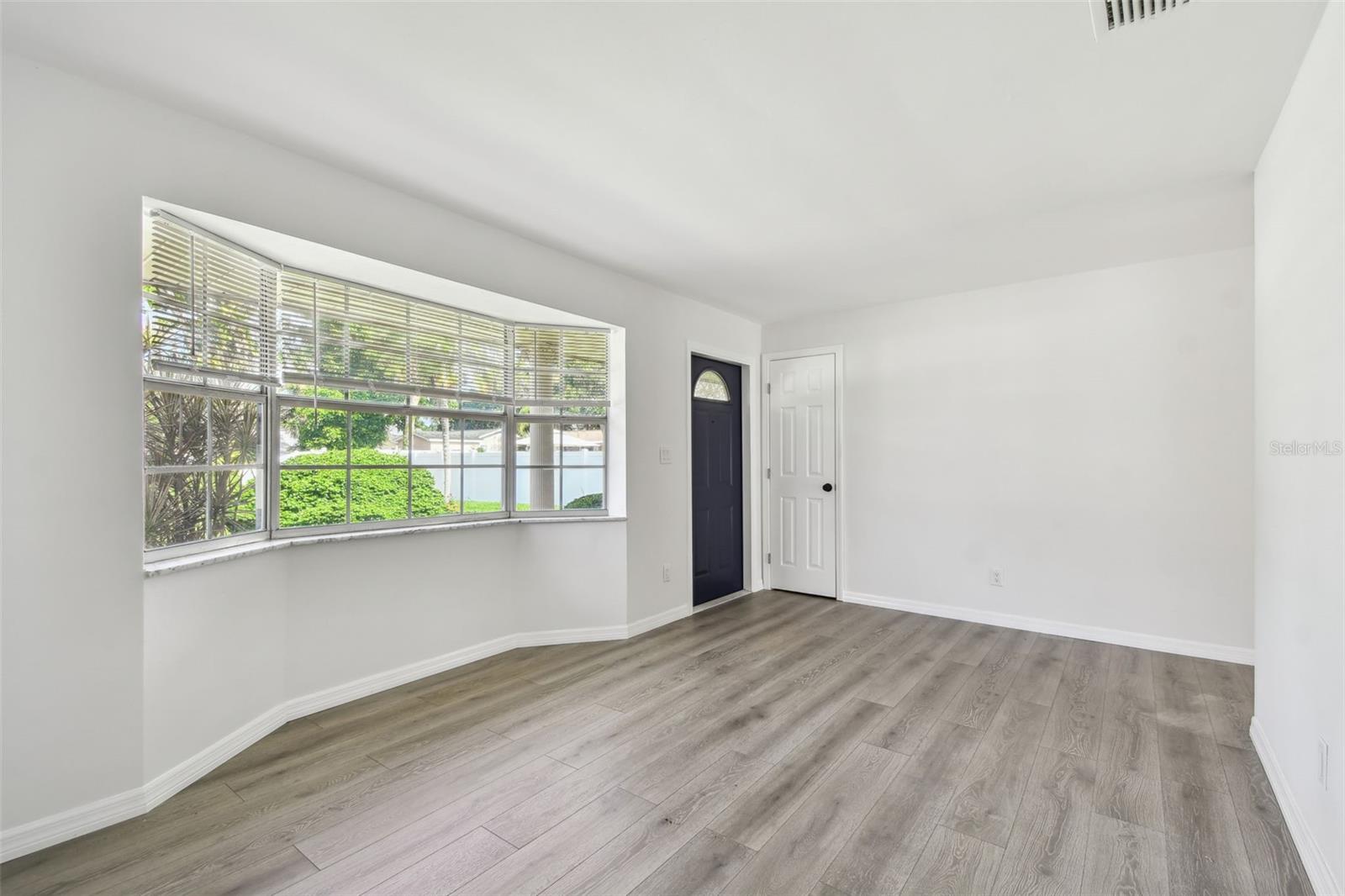 Image 6 of 35 For 7961 2nd Way N
