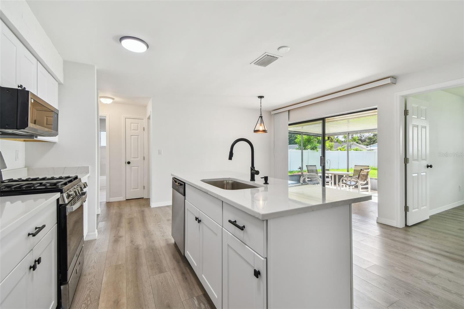 Image 7 of 35 For 7961 2nd Way N