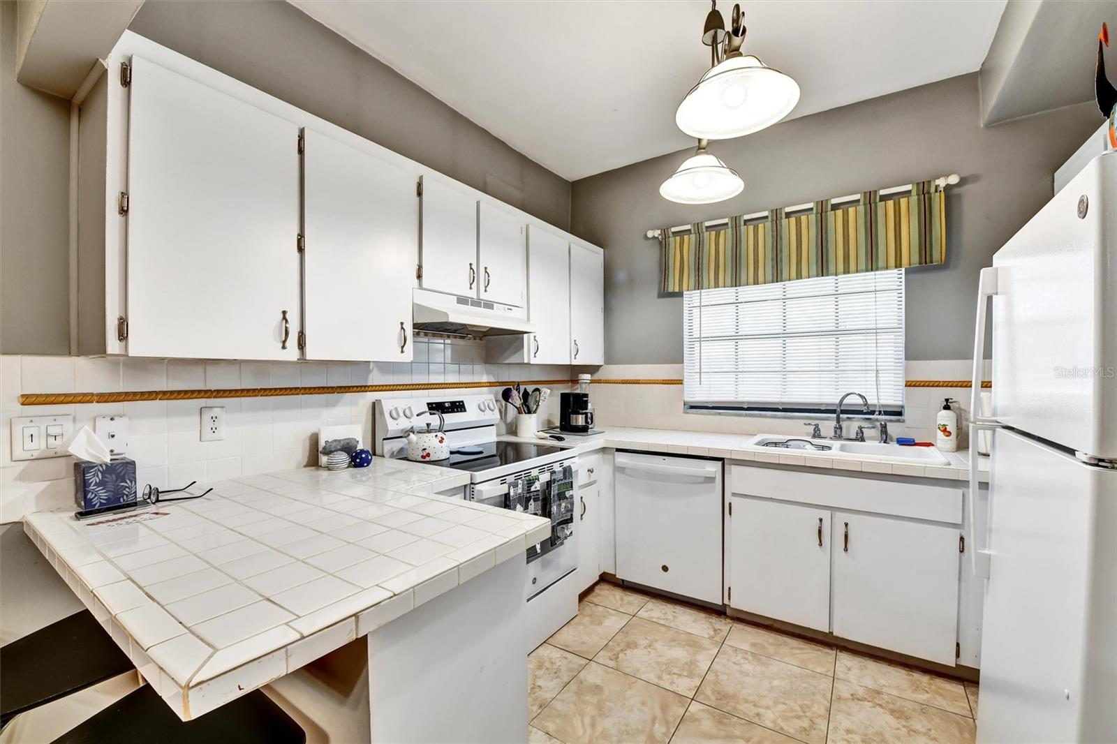 Image 11 of 24 For 269 Los Prados Drive 1011