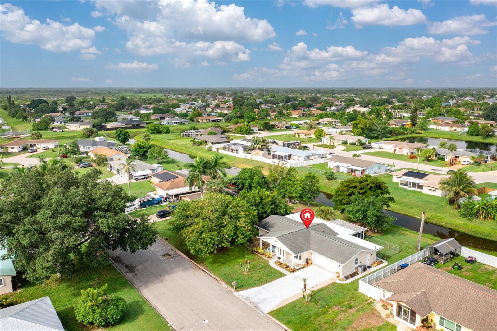 Image 2 of 31 For 210 Jayview Avenue
