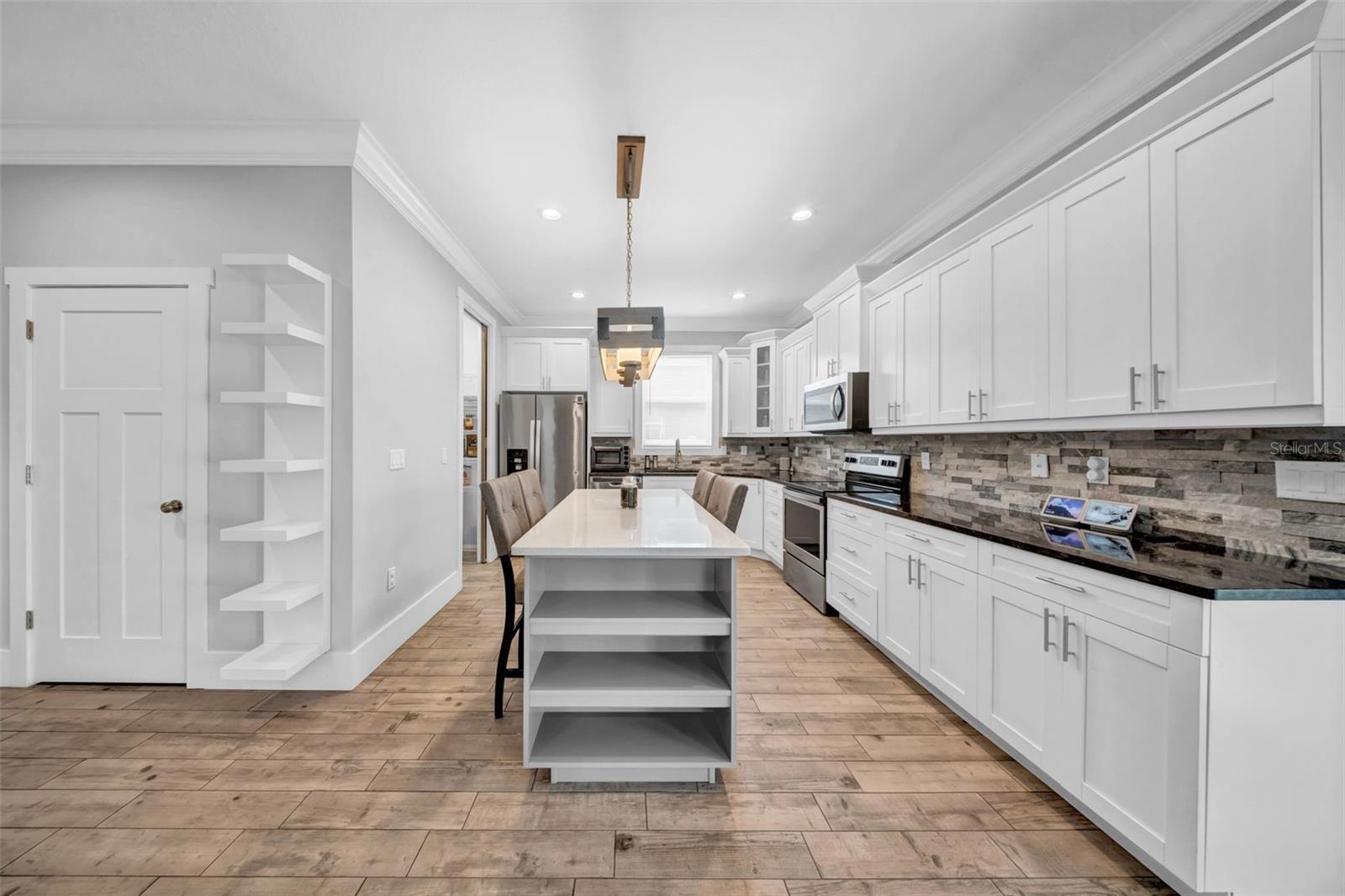 Image 11 of 53 For 3013 Crest Avenue