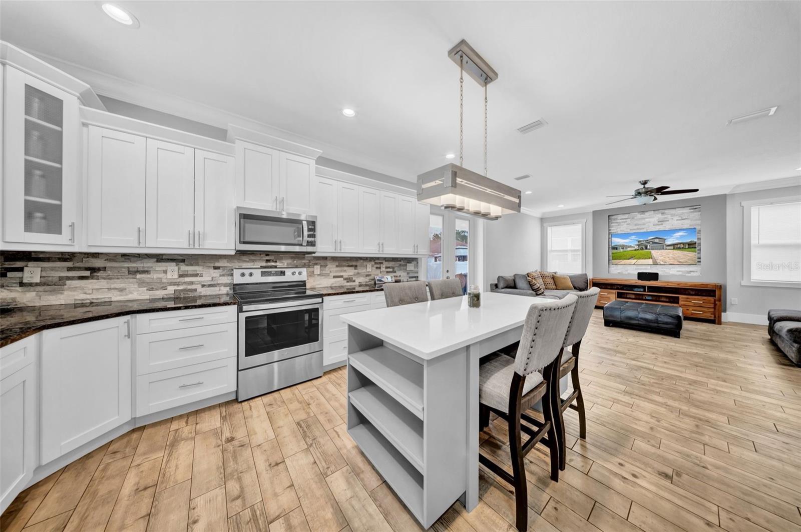 Image 16 of 53 For 3013 Crest Avenue