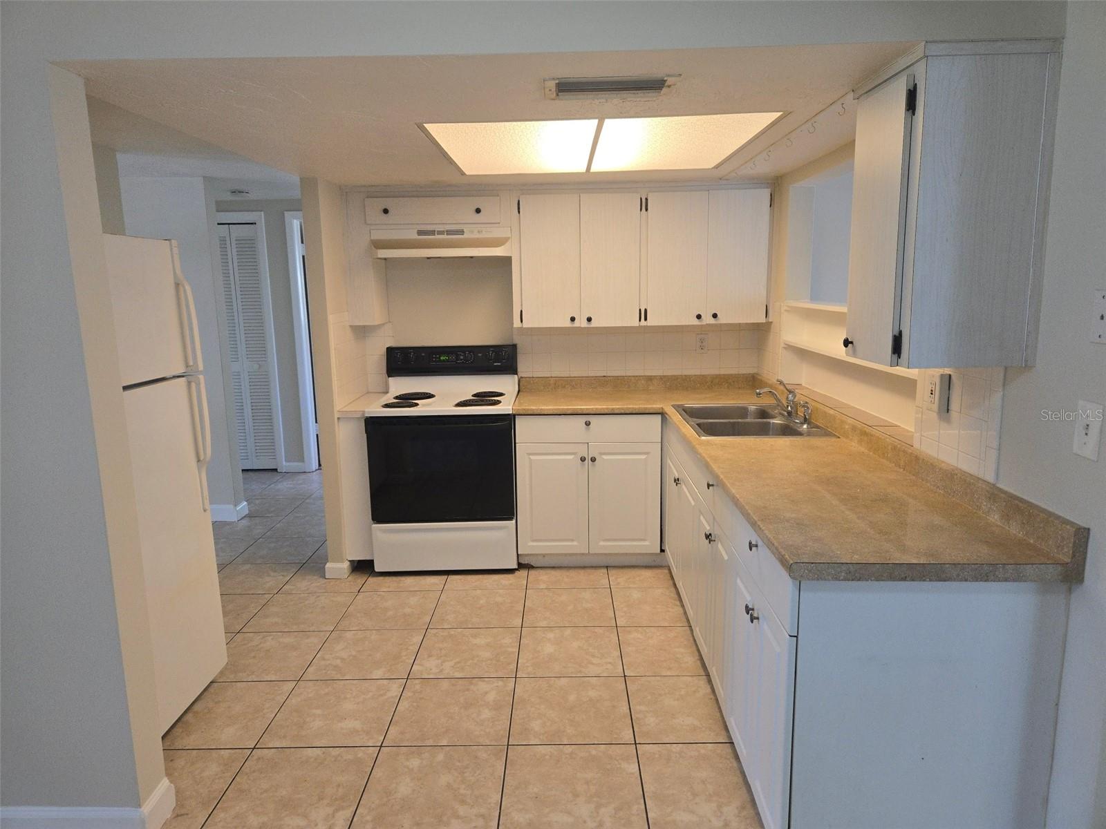 Image 3 of 10 For 7408 Country Club Drive