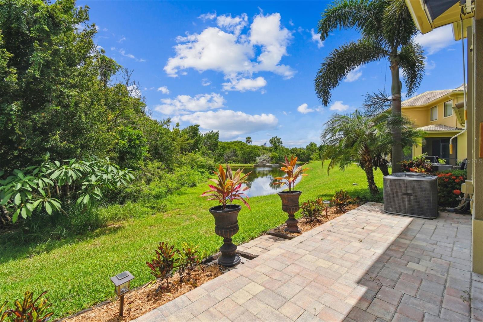 Listing photo id 60 for 7929 Tasso Court