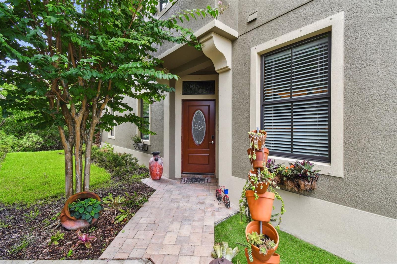 Listing photo id 5 for 7929 Tasso Court