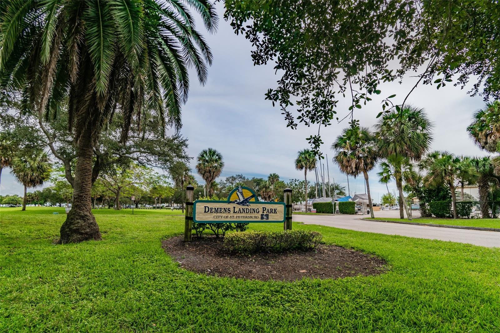 Listing photo id 85 for 7929 Tasso Court