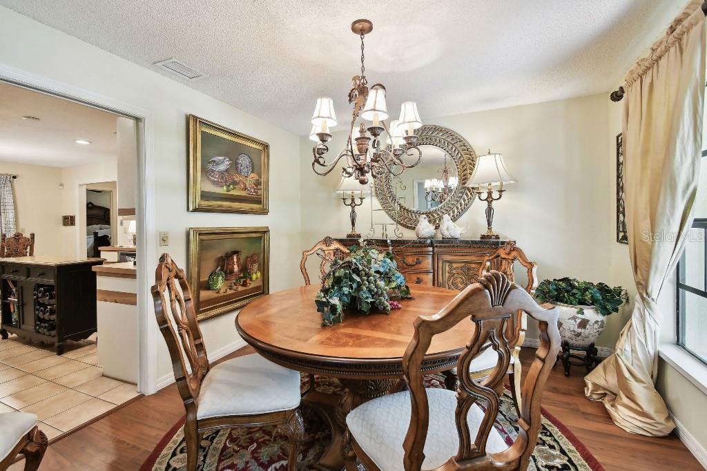 Image 10 of 36 For 6642 Parson Brown Drive