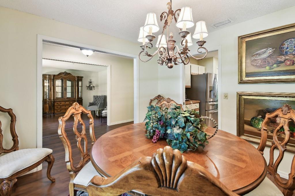 Image 11 of 36 For 6642 Parson Brown Drive