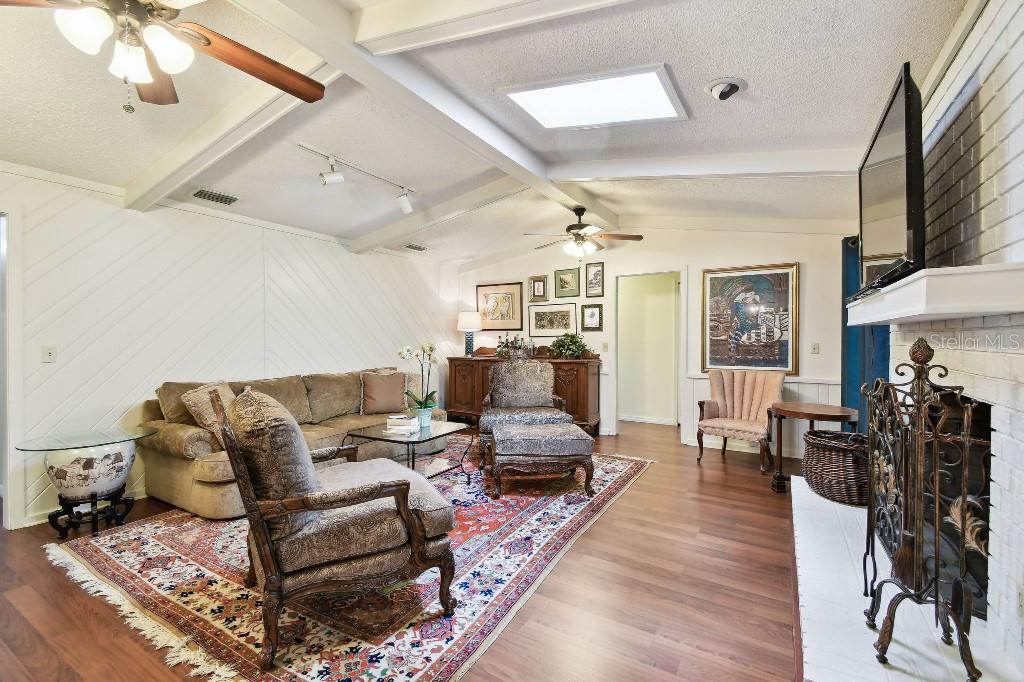 Image 15 of 36 For 6642 Parson Brown Drive