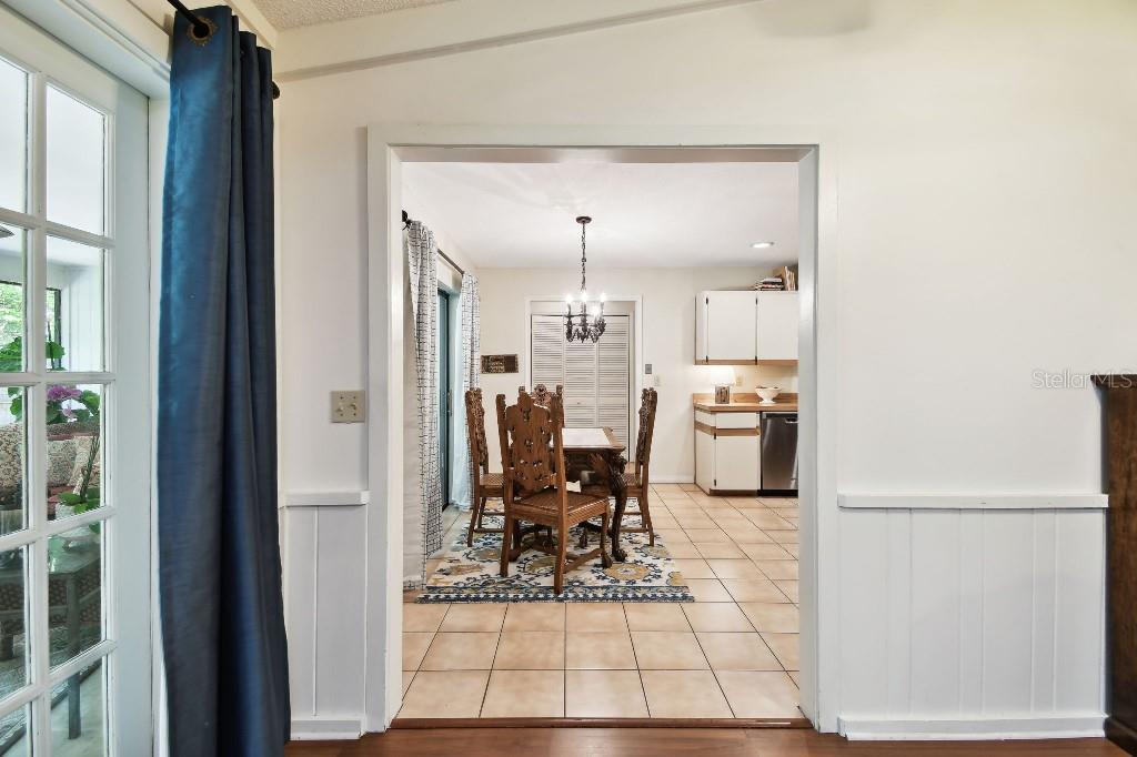 Image 16 of 36 For 6642 Parson Brown Drive