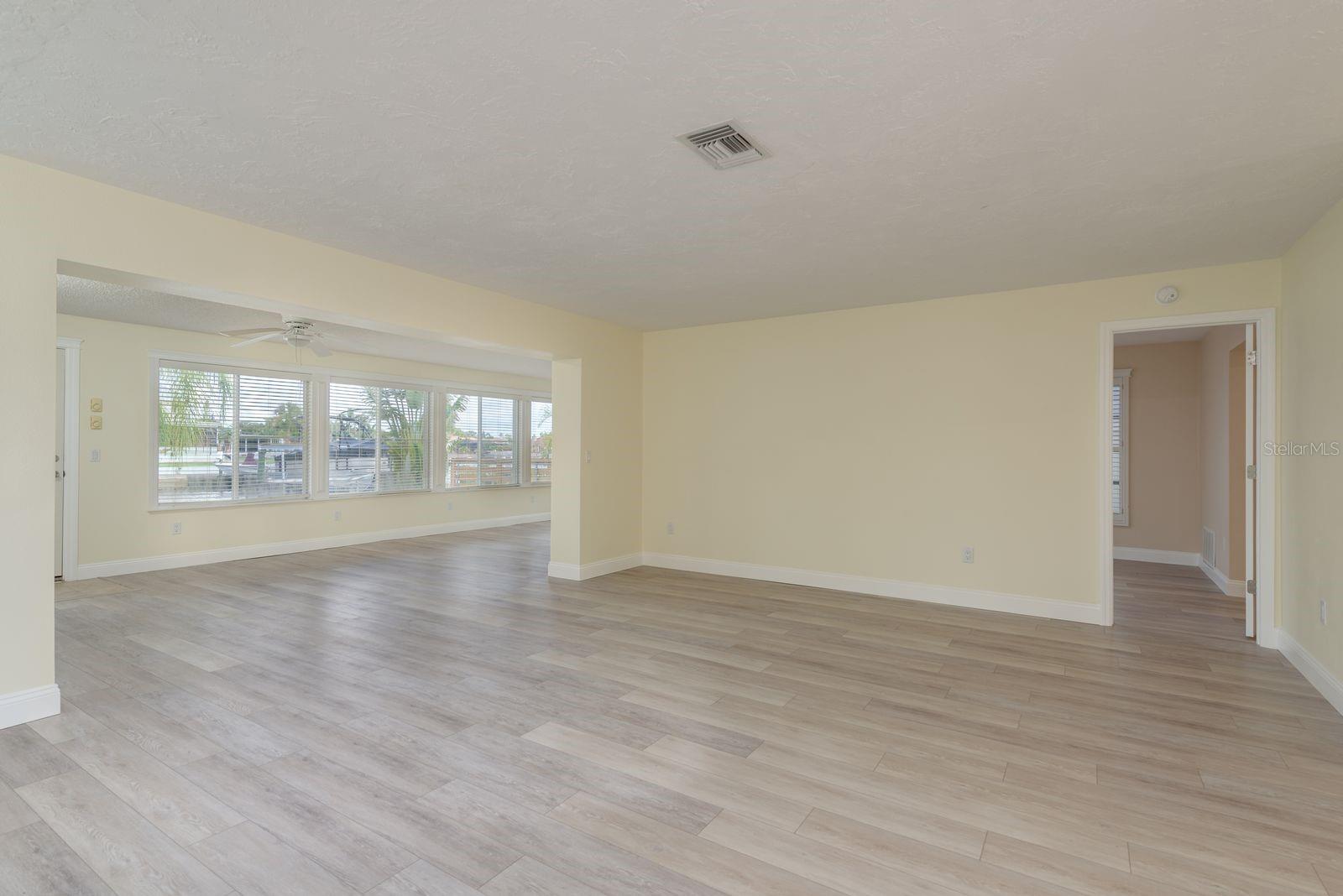 Image 8 of 55 For 5008 Glenn Drive